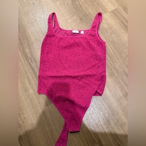 Babaton Fuchsia Textured Top